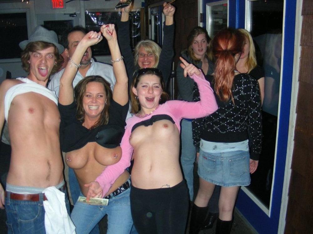 17P Show me your Tits