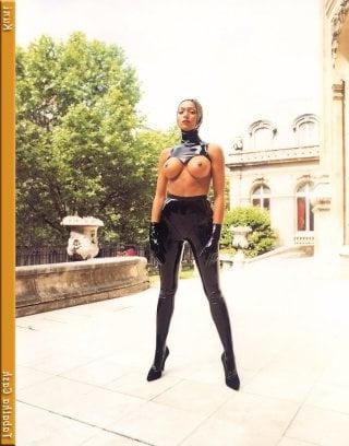 24P TABITHA CASH LOVE