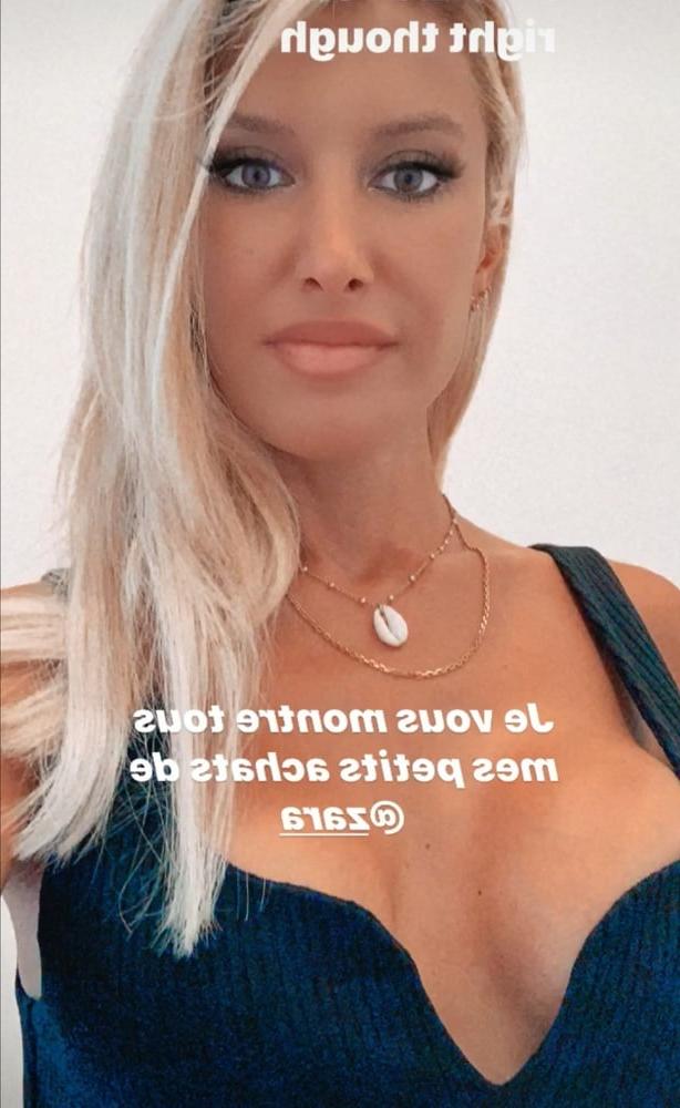 25P ALEX. PERFECT BLOND GIRL
