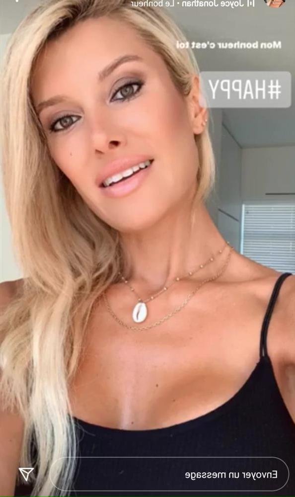 25P ALEX. PERFECT BLOND GIRL