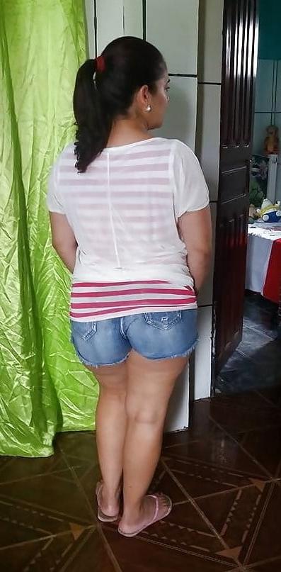 25P Whores in hot shorts 2