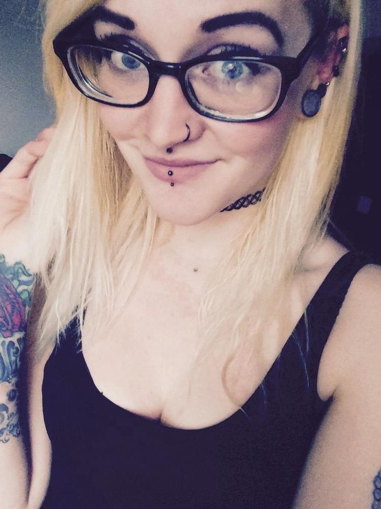 25P Skinny tattoed teen