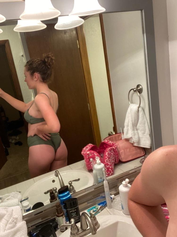 25P Sexy Redhead Teen Athlete Shows Big Tits Tight Athletic Ass