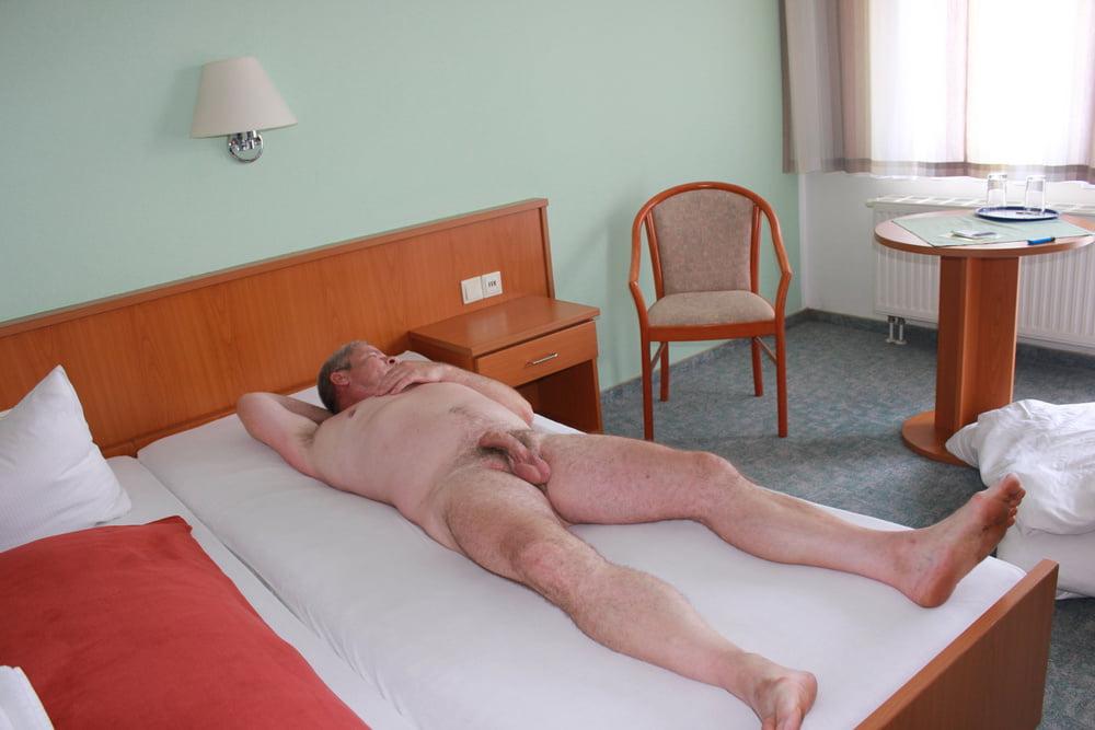 8P hotel 33