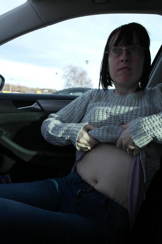 25P Haley flashing in Barnsley Car park