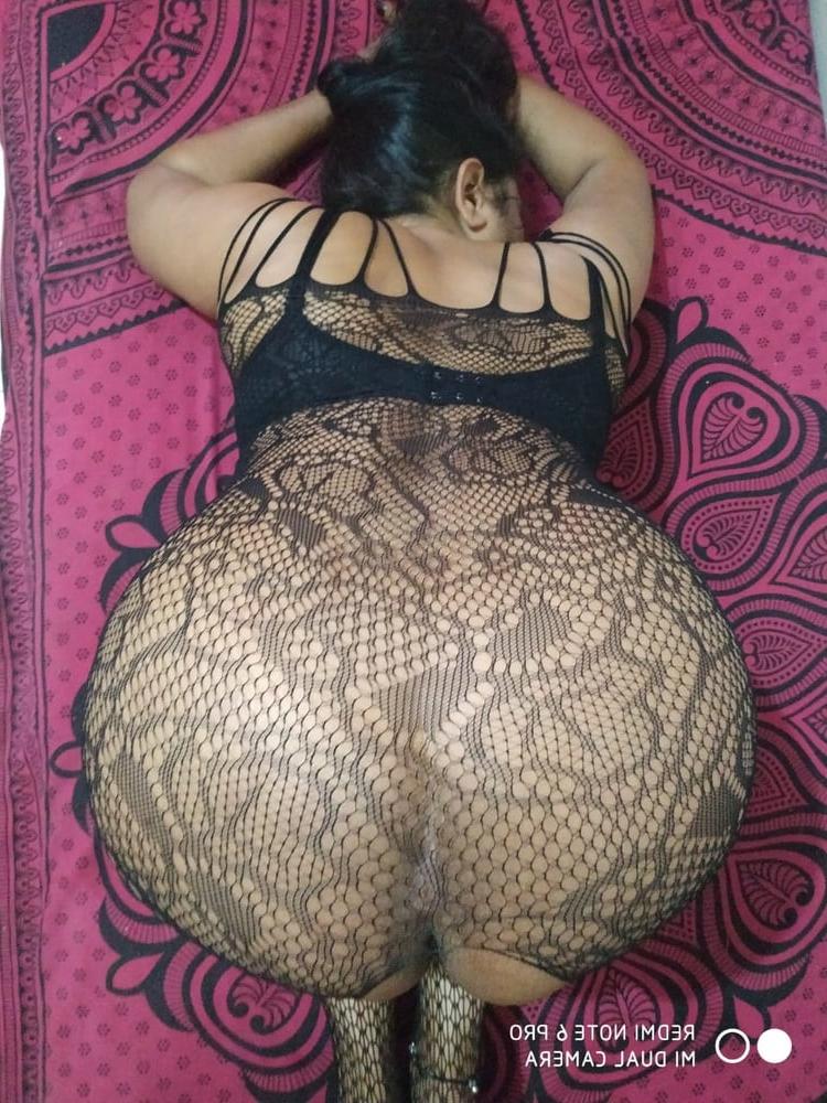 11P Naina Nitin Mumbai Couple