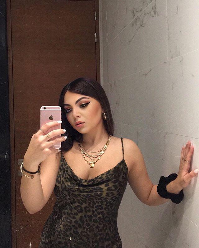19P Hot friend