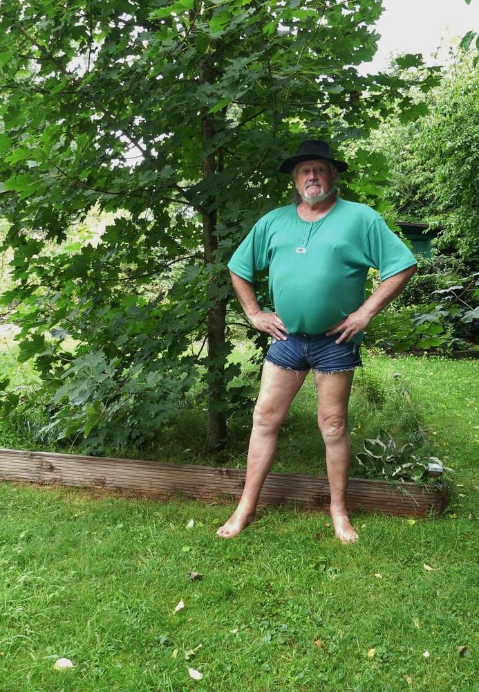 25P In Shorts