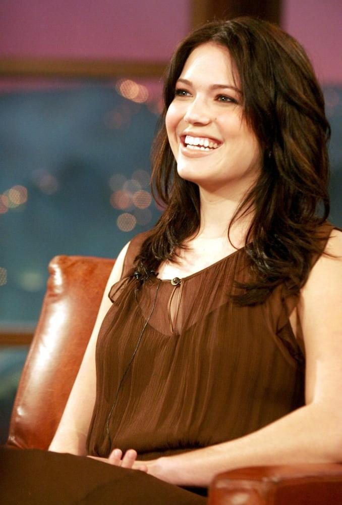 10P Mandy Moore - Late Late Show with Craig Ferguson 28 Apr 2006