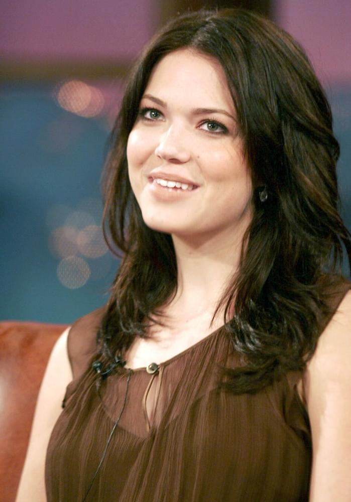 10P Mandy Moore - Late Late Show with Craig Ferguson 28 Apr 2006