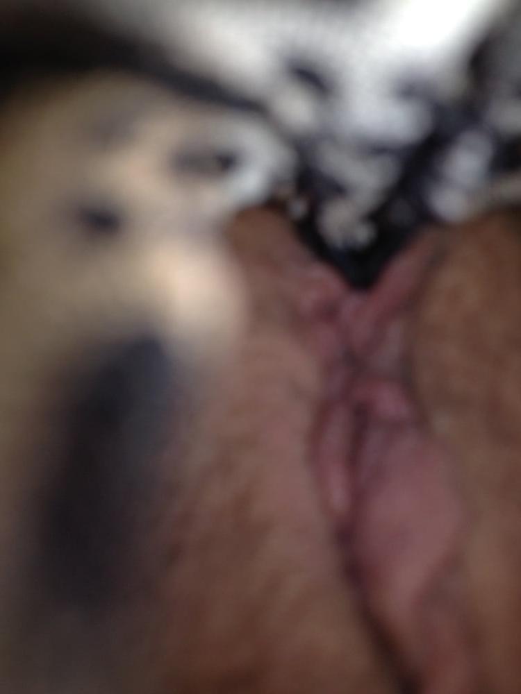 25P Friend Stayed the Night and Showed Me Her Pussy