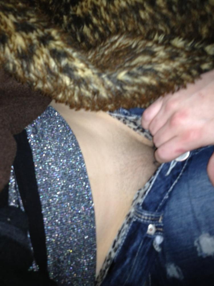 25P Friend Stayed the Night and Showed Me Her Pussy