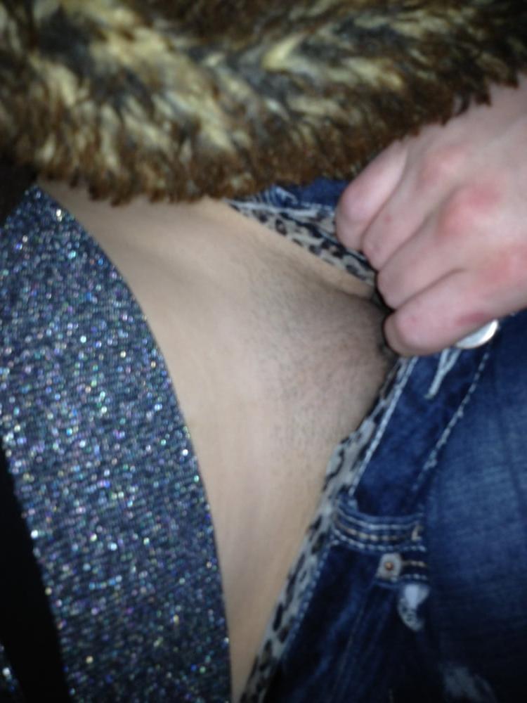 25P Friend Stayed the Night and Showed Me Her Pussy