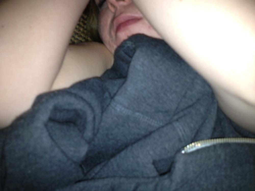 25P Friend Stayed the Night and Showed Me Her Pussy
