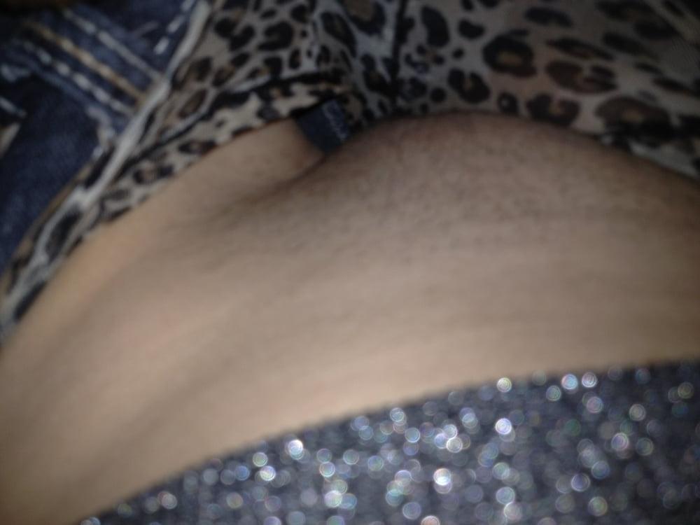 25P Friend Stayed the Night and Showed Me Her Pussy
