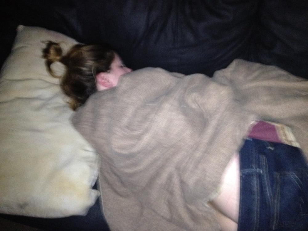 25P Friend Stayed the Night and Showed Me Her Pussy Again!
