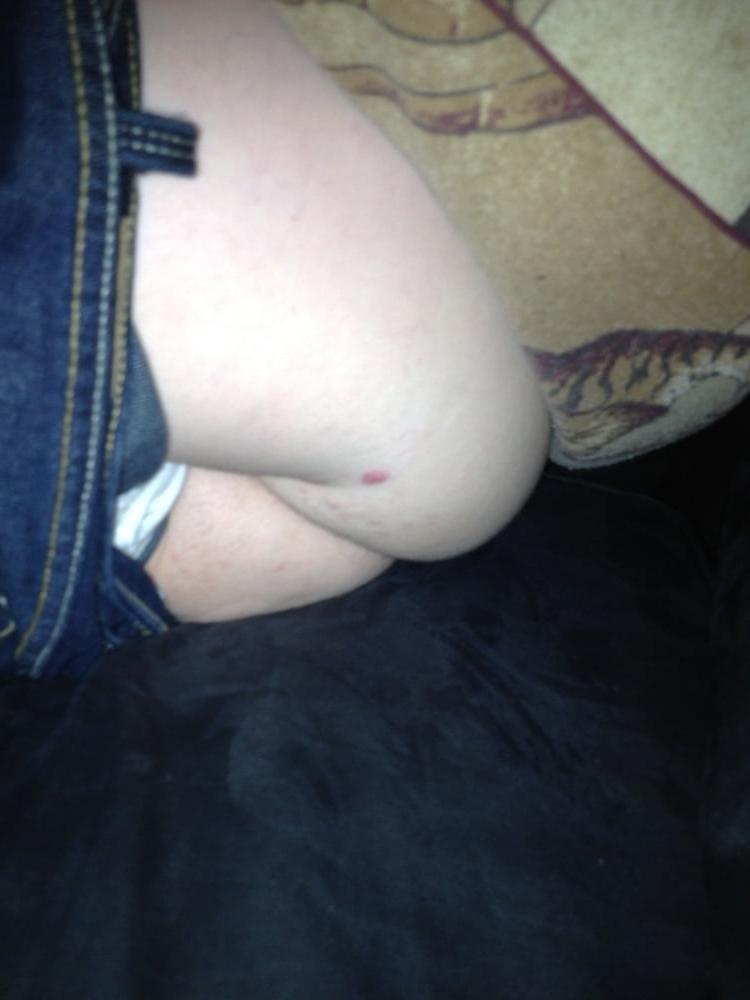 25P Friend Stayed the Night and Showed Me Her Pussy Again!