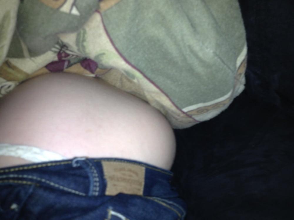 25P Friend Stayed the Night and Showed Me Her Pussy Again!