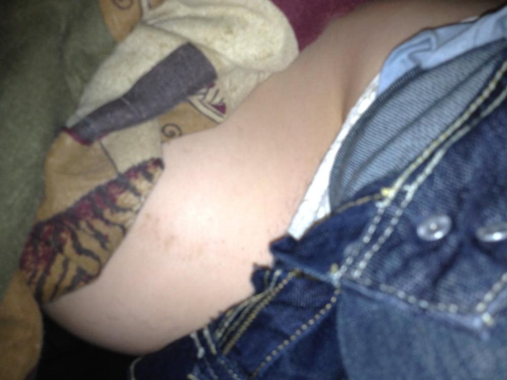 25P Friend Stayed the Night and Showed Me Her Pussy Again!
