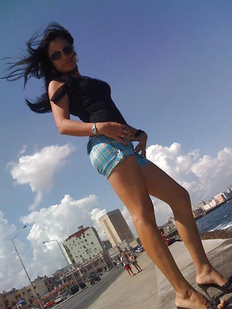 25P Hot teens mom and wives