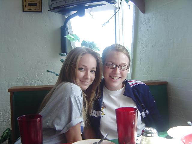 25P Hot teens mom and wives