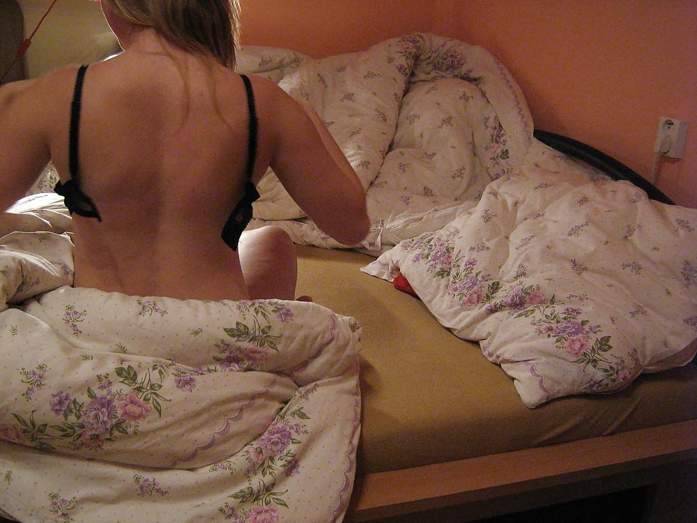 25P Innocent Shy Housewife