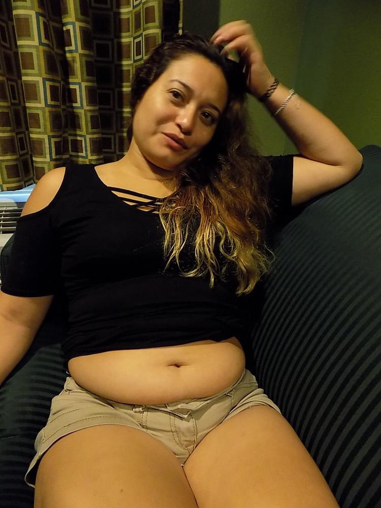 25P Chubby Belly Latina After Lunch