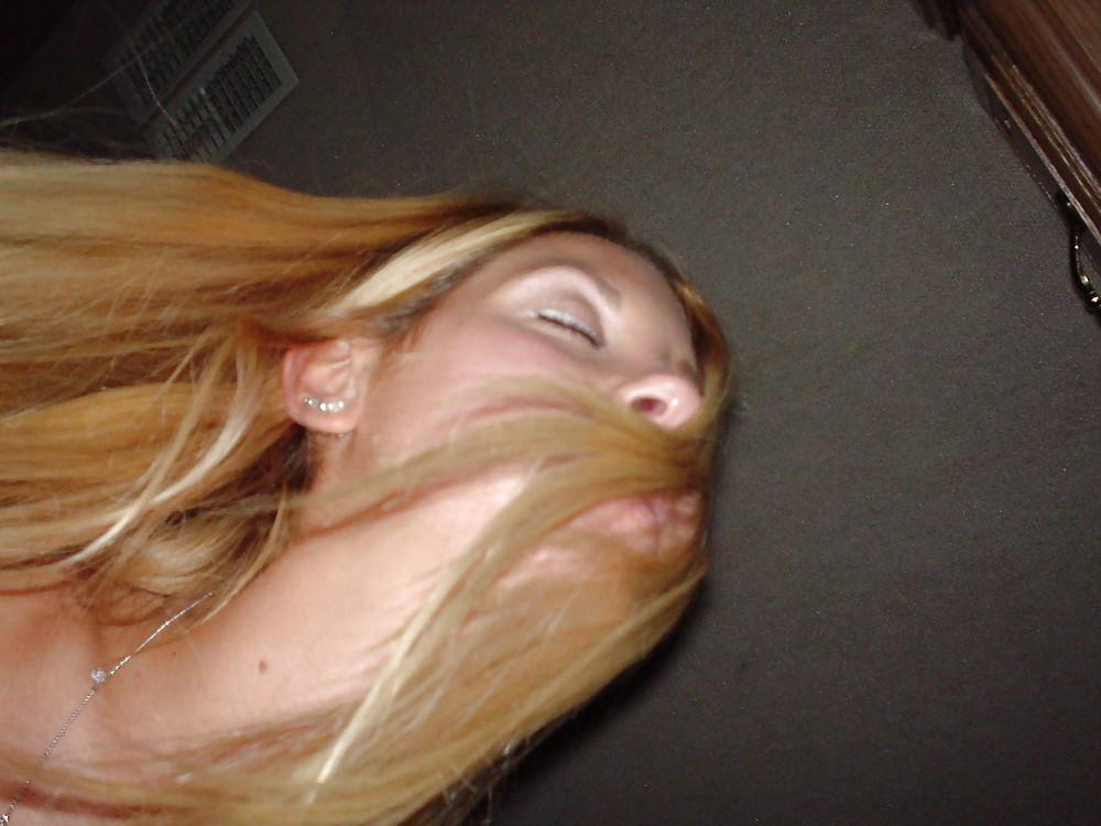25P Homemade Busty Blonde College Babe