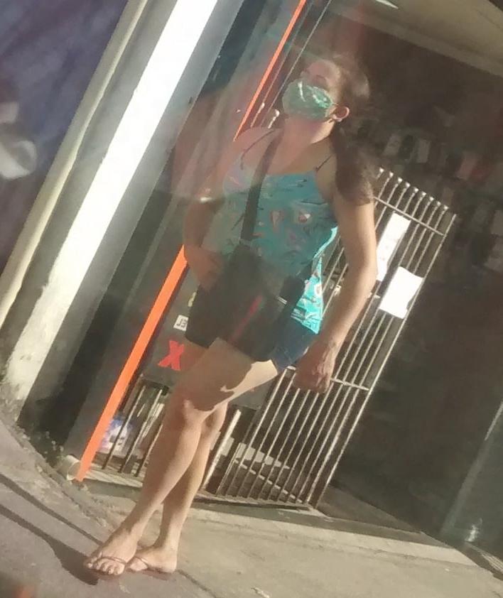 6P delicia de shorts jeens apertado