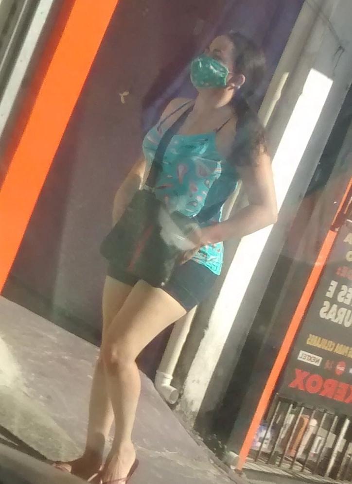 6P delicia de shorts jeens apertado