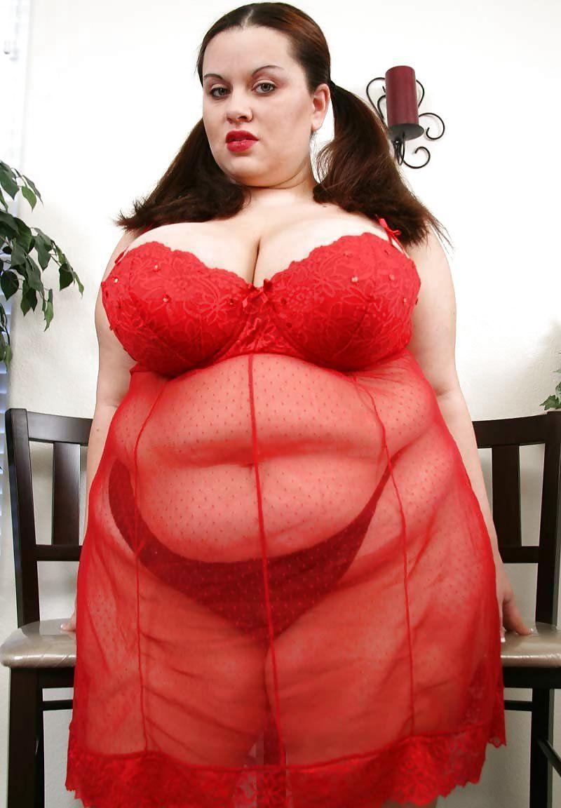 25P Sexy girls with a bit of red