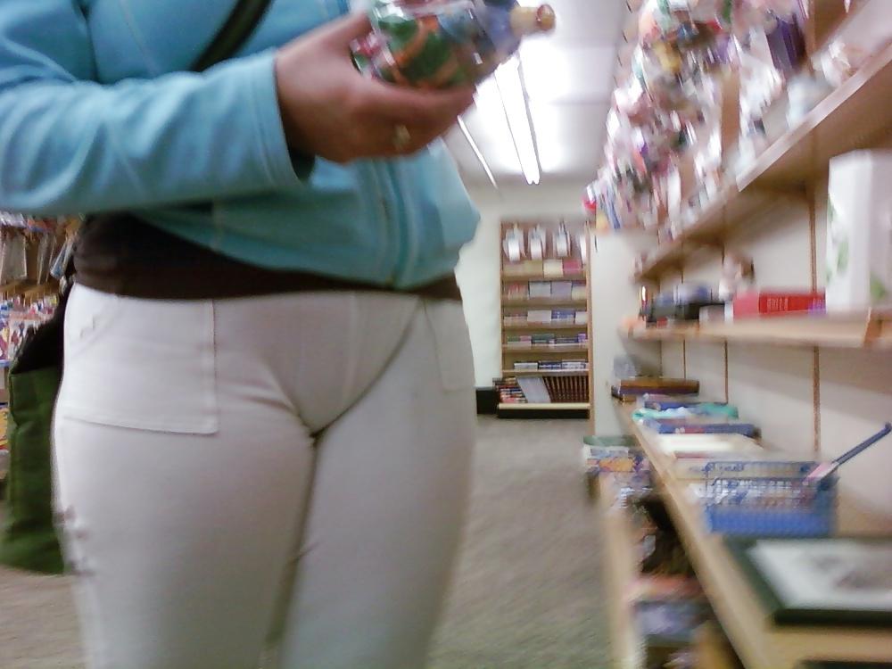 11P Cameltoes and ass cracks