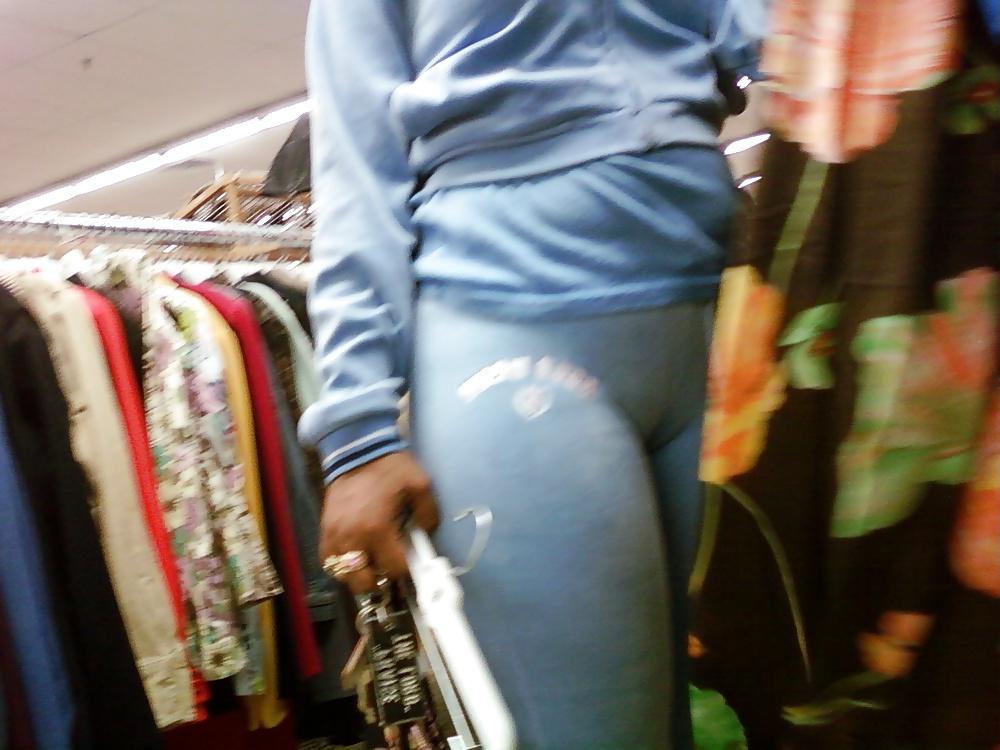 11P Cameltoes and ass cracks