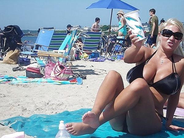 15P BUSTY CANDIDS