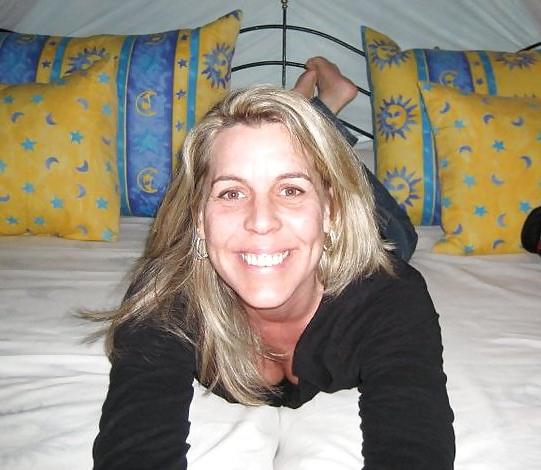 16P Ultimate Cougar Who Needs Cum In Her Ass !!!!
