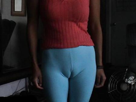 23P Teens Camel Toes 