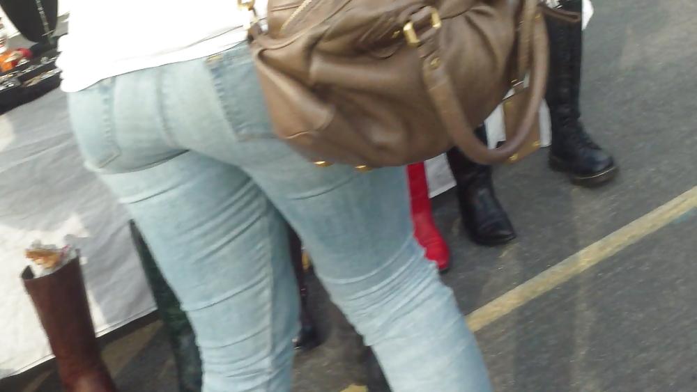 25P Sexy teen ass & butts in jeans 