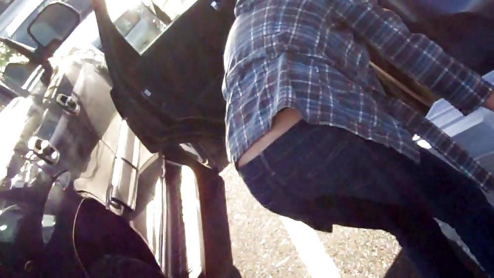 25P Hot girls in public that are unaware