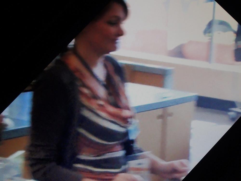 25P Hot girls in public that are unaware