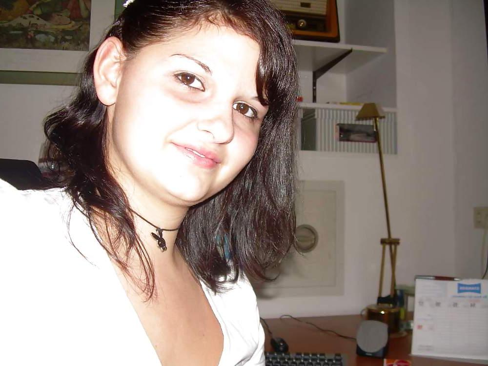25P Chubby austrian girl