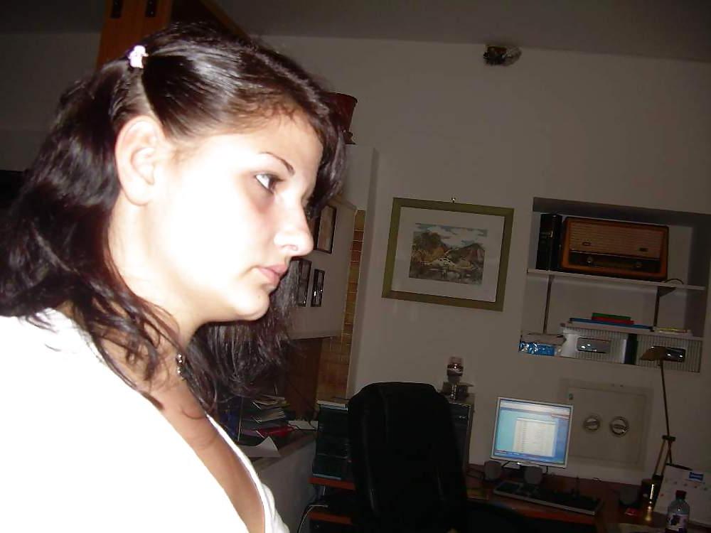 25P Chubby austrian girl