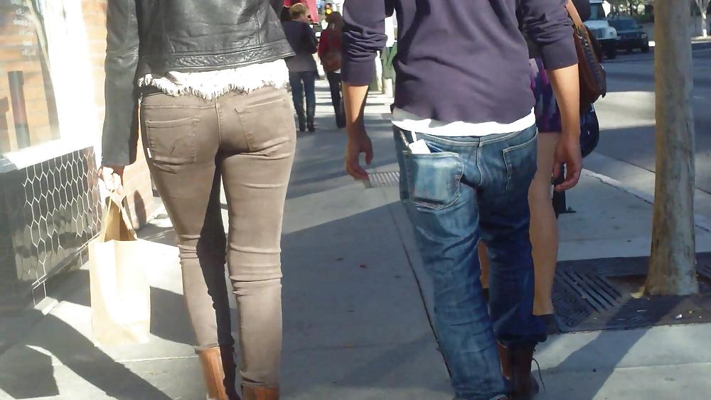 25P Horny teen ass & butts in jeans 