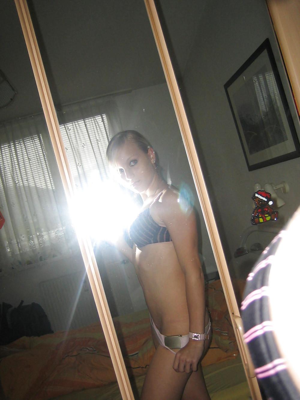 25P Nice Skinny Blonde Teen