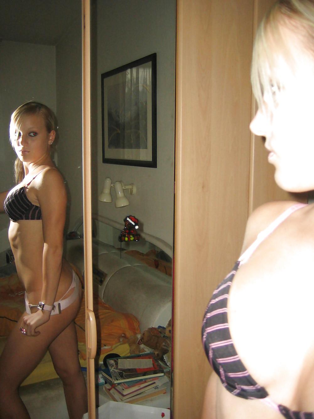 25P Nice Skinny Blonde Teen
