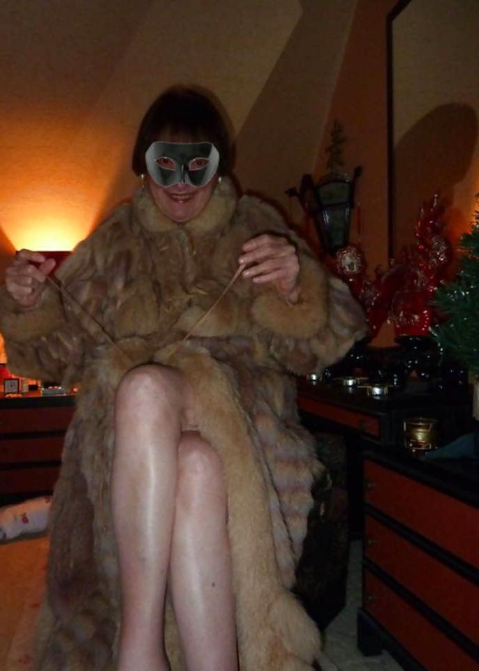 10P My Shy Wife - xmas eve