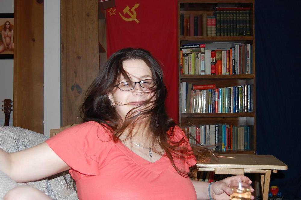 10P Hot slut mature mom