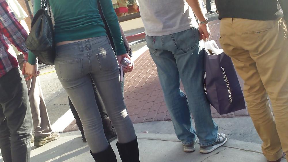 25P Nice teen ass & butts in sexy tight jeans