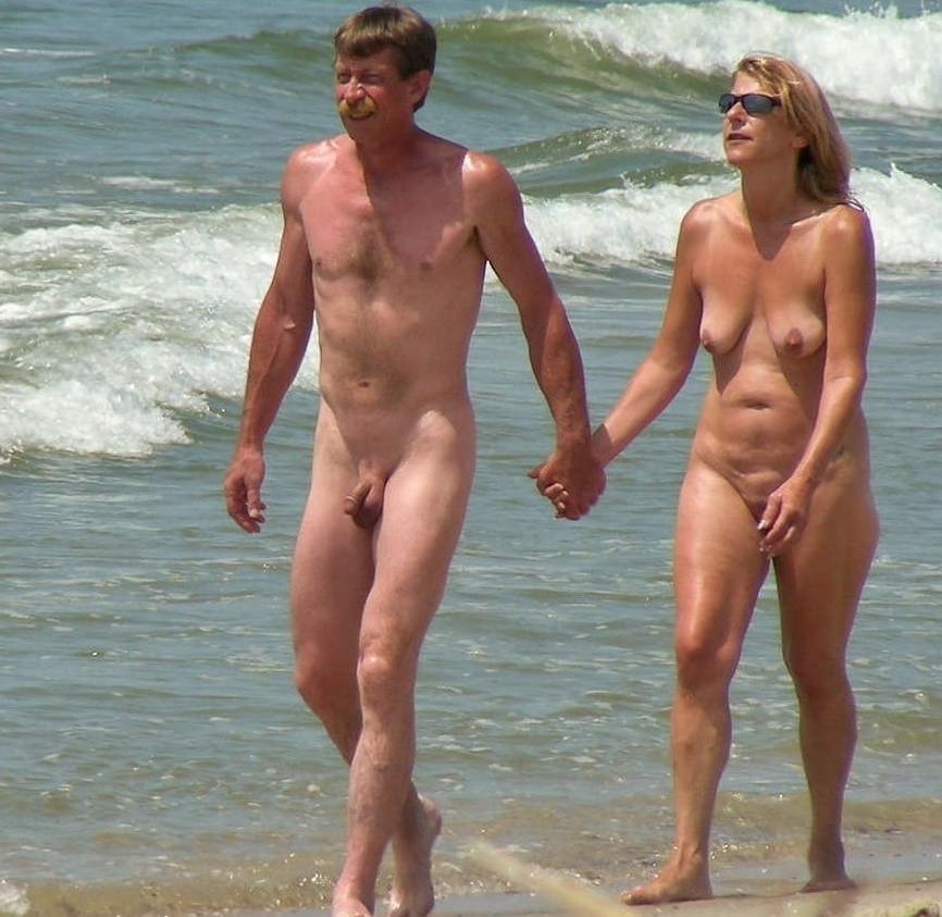 25P Couple Outdoors 31