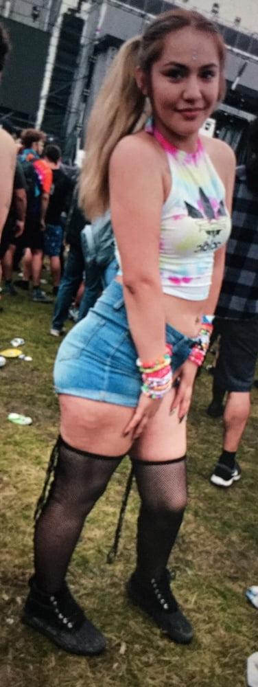 25P Hot Friend
