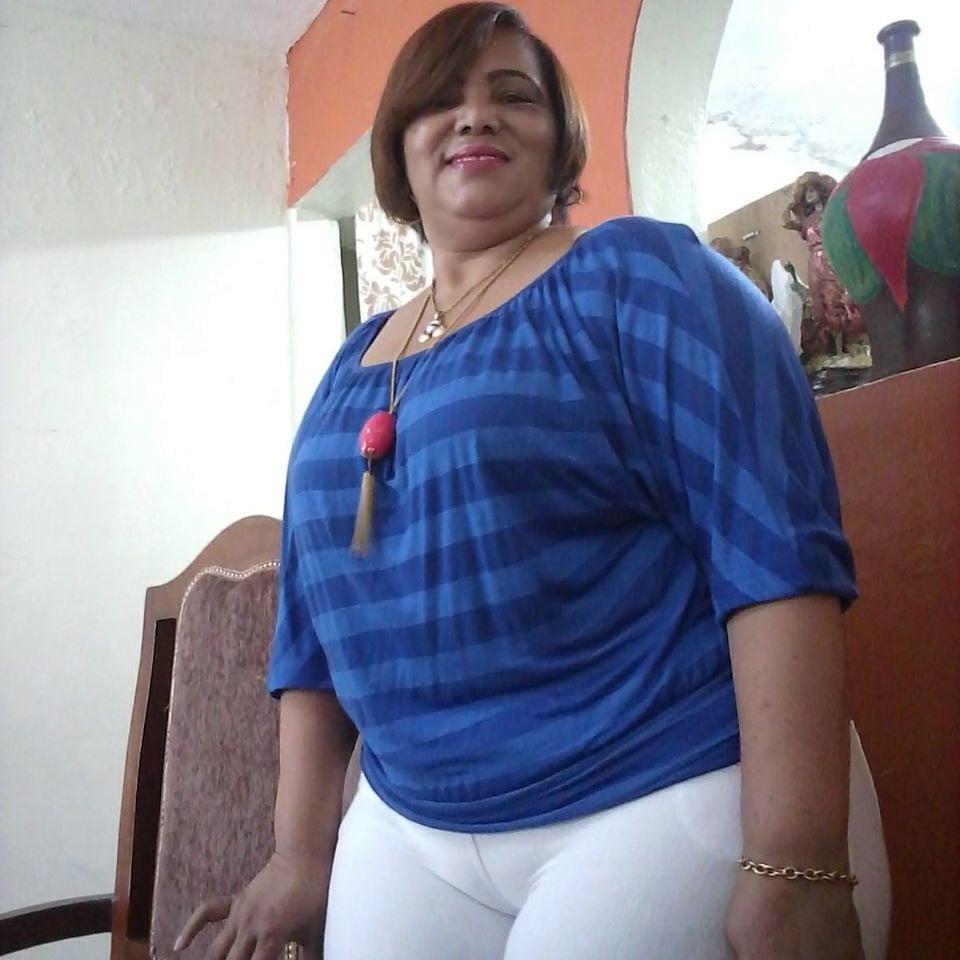 18P THICK SPANISH MARRIED MATURE HOUSEWIFE #1